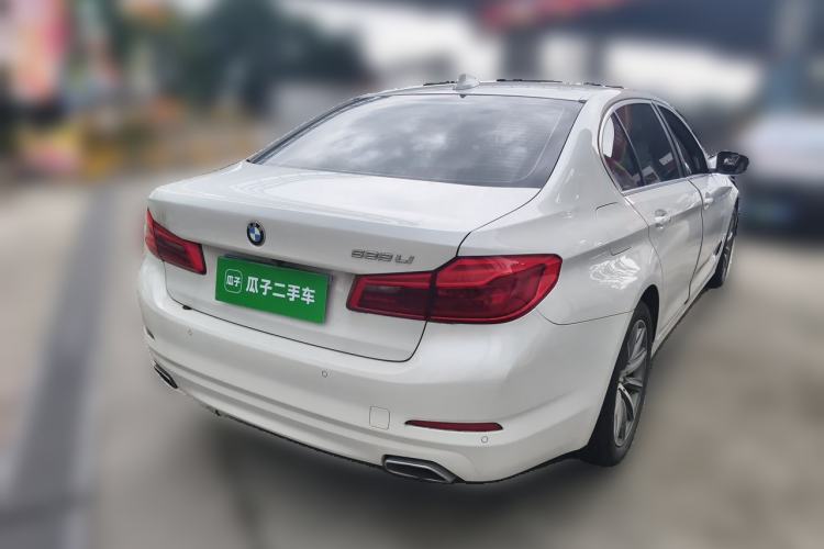 Used BMW 5 Series 2018 528Li Launch Special Edition Rear Right 45 Deg