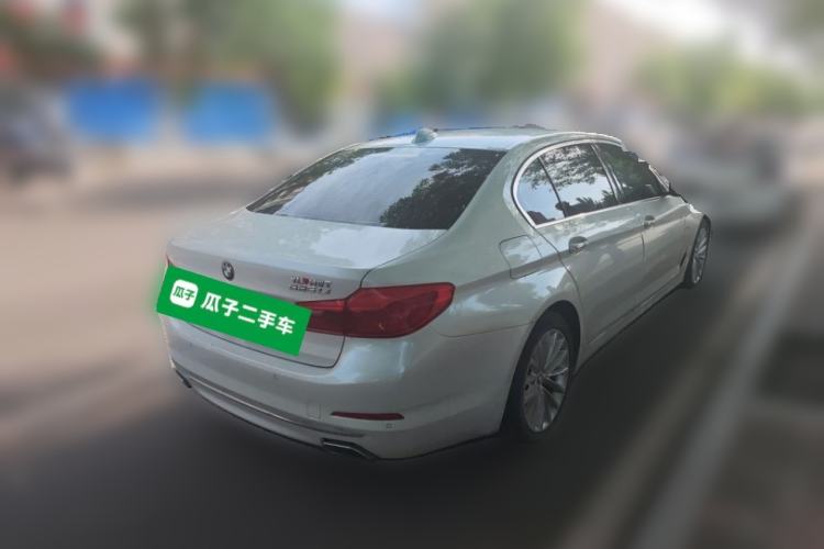 Used BMW 5 Series 2018 525Li Luxury Package Rear Right 45 Deg