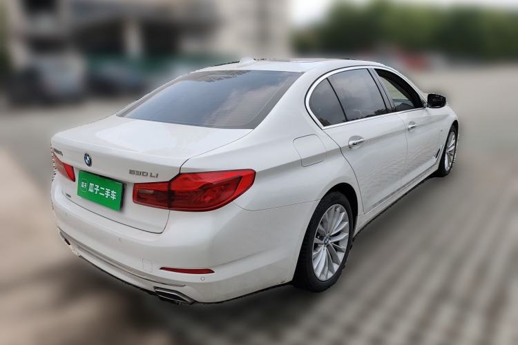 Used BMW 5 Series 2018 Facelifted 530Li xDrive Luxury Package Rear Right 45 Deg
