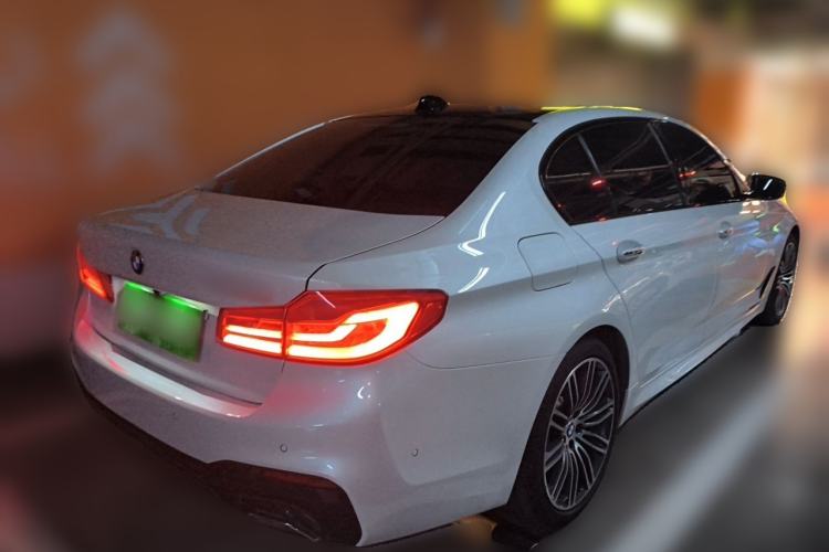 Used BMW 5 Series 2018 530Li Luxury Edition M Sport Package Rear Right 45 Deg