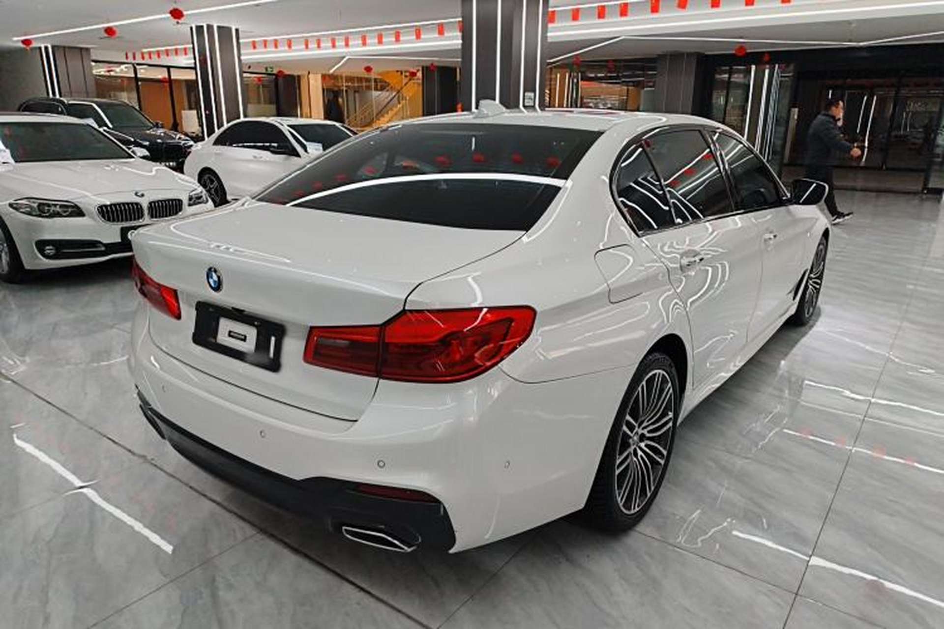 Used BMW 5 Series 2018 Facelifted 530Li xDrive M Sport Package Rear Right 45 Deg