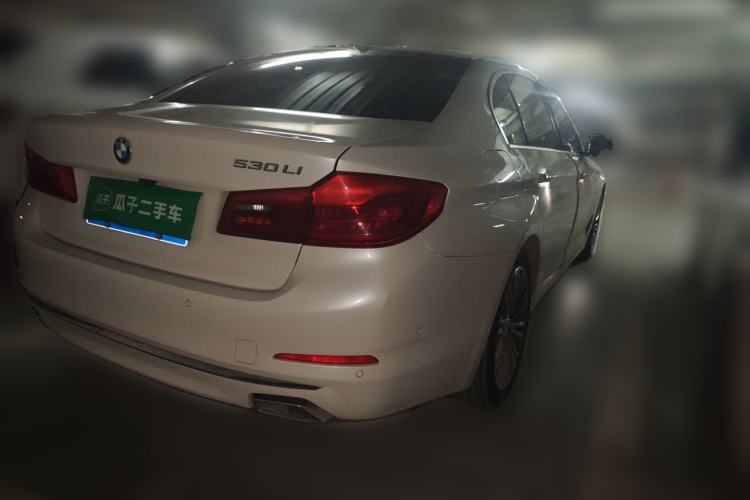 Used BMW 5 Series 2018 Facelifted 530Li Luxury Edition Premium Package Rear Right 45 Deg