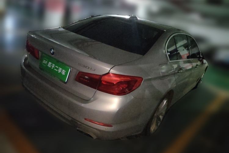 Used BMW 5 Series 2018 530Li Leading Edition Luxury Package Rear Right 45 Deg