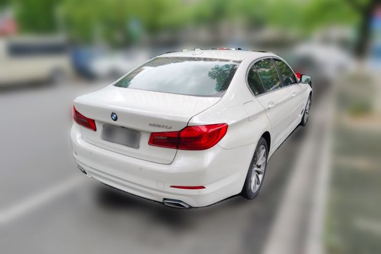 Used BMW 5 Series 2018 528Li Launch Special Edition Rear Right 45 Deg