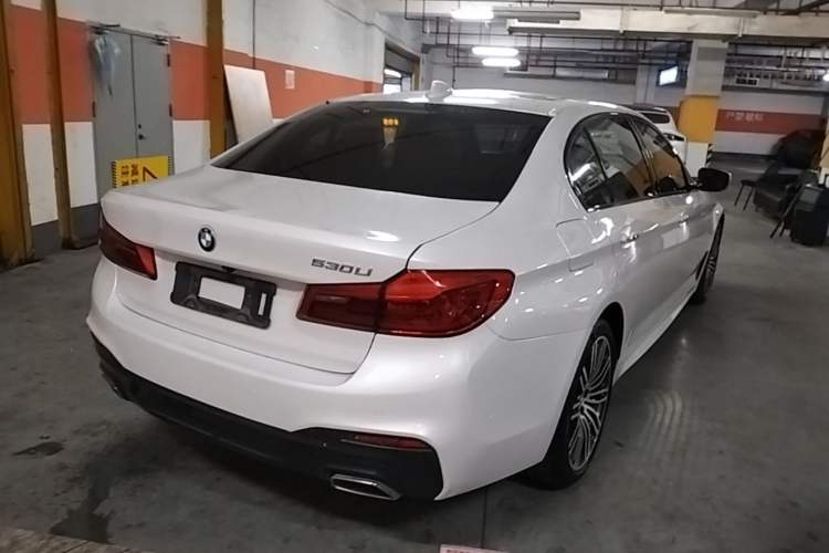 Used BMW 5 Series 2018 Restyled 530Li Leading Edition M Sport Package Rear Right 45 Deg