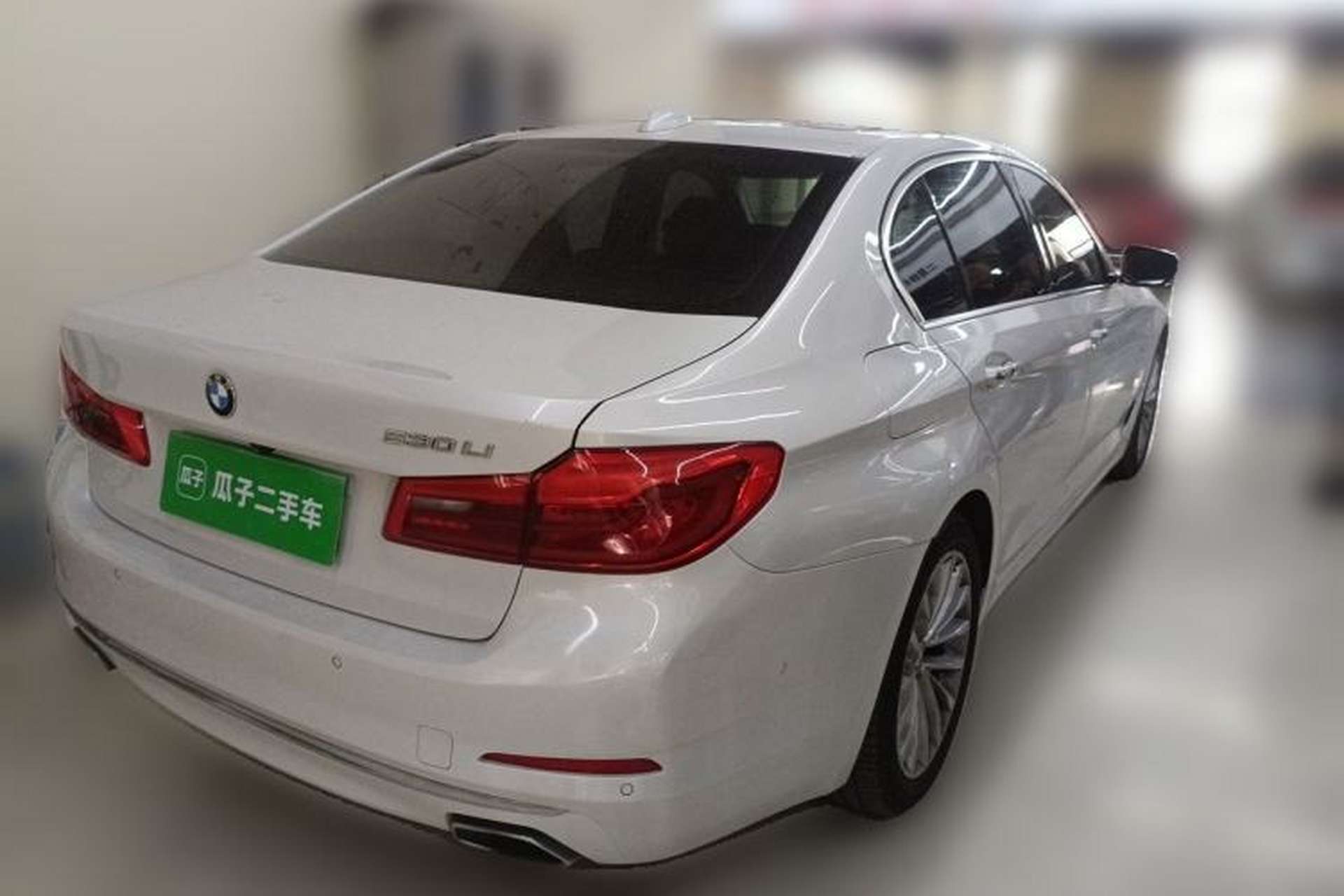 Used BMW 5 Series 2018 Revised Version 530Li Leading Edition Luxury Package Rear Right 45 Deg