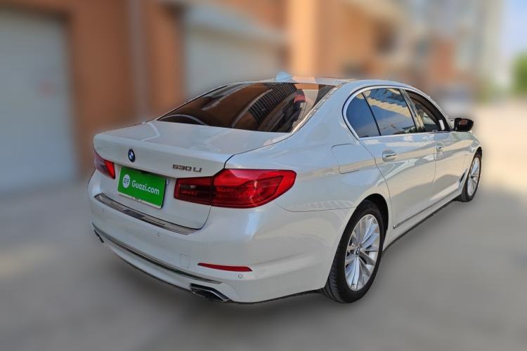 Used BMW 5 Series 2018 530Li Leading Edition Luxury Package Rear Right 45 Deg