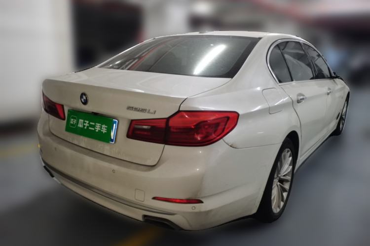 Used BMW 5 Series 2018 525Li Luxury Package Rear Right 45 Deg