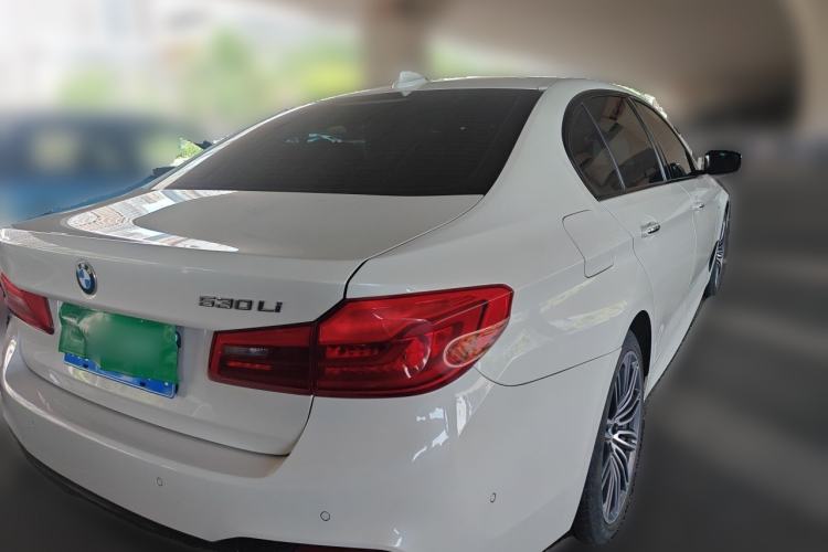 Used BMW 5 Series 2018 530Li Leading Model M Sport Package Rear Right 45 Deg