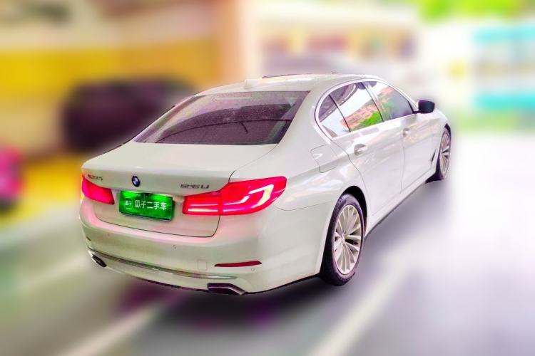 Used BMW 5 Series 2018 525Li Luxury Package Rear Right 45 Deg