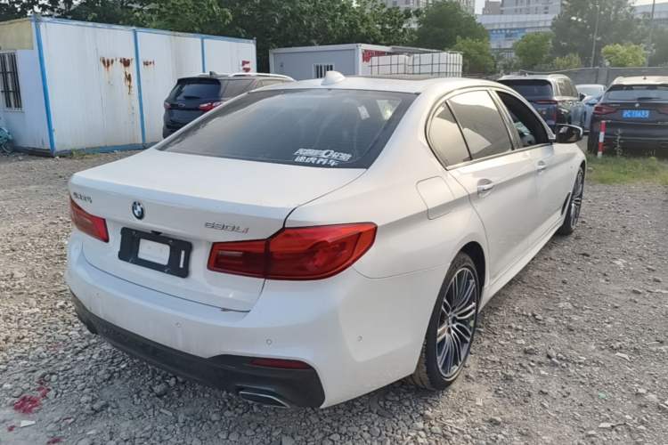 Used BMW 5 Series 2018 530Li Leading Model M Sport Package Rear Right 45 Deg