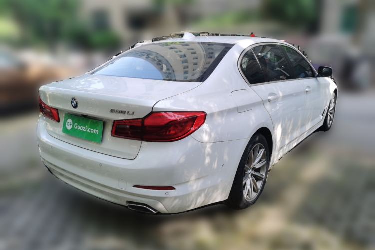 Used BMW 5 Series 2018 528Li Launch Special Edition Rear Right 45 Deg
