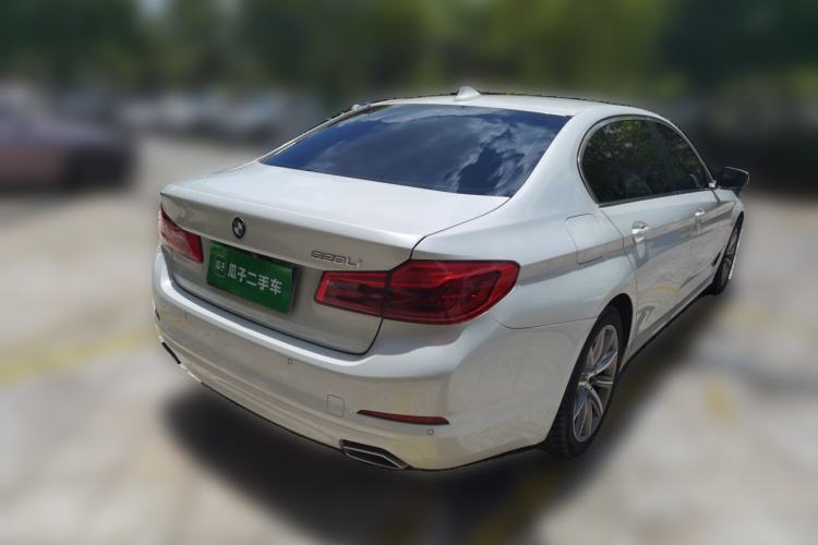 Used BMW 5 Series 2018 528Li Launch Special Edition Rear Right 45 Deg