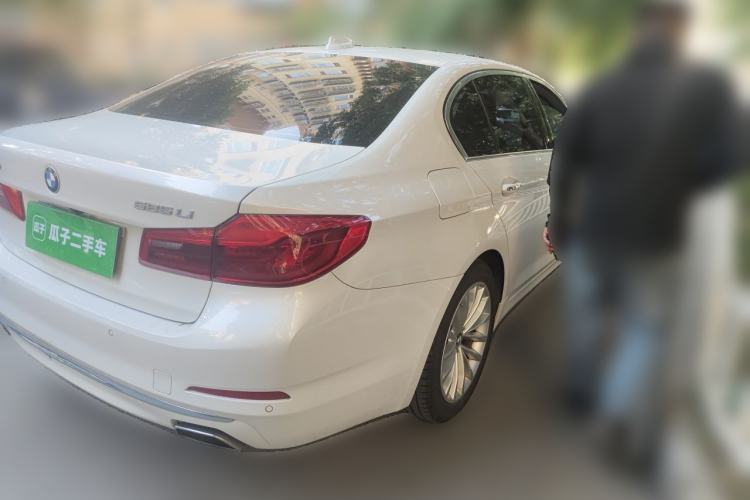 Used BMW 5 Series 2018 525Li Luxury Package Rear Right 45 Deg