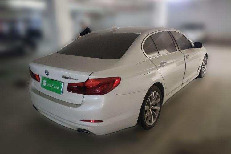 Used BMW 5 Series 2018 528Li Launch Special Edition Rear Right 45 Deg