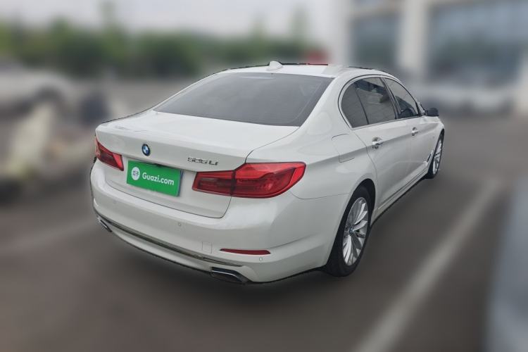 Used BMW 5 Series 2018 525Li Luxury Package Rear Right 45 Deg