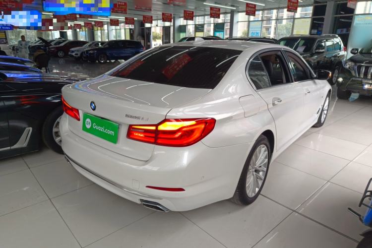 Used BMW 5 Series 2018 525Li Luxury Package Rear Right 45 Deg