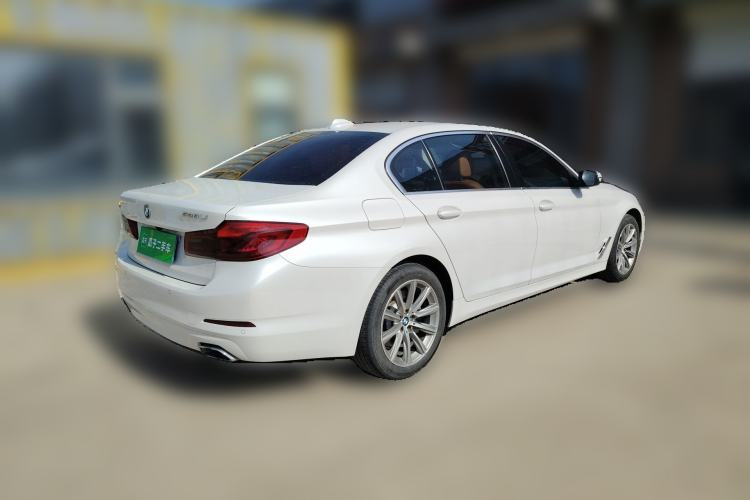 Used BMW 5 Series 2018 528Li Launch Special Edition Rear Right 45 Deg