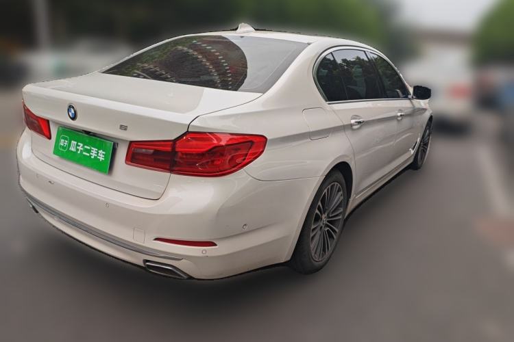 Used BMW 5 Series 2018 Facelifted 530Li Luxury Edition Premium Package Rear Right 45 Deg