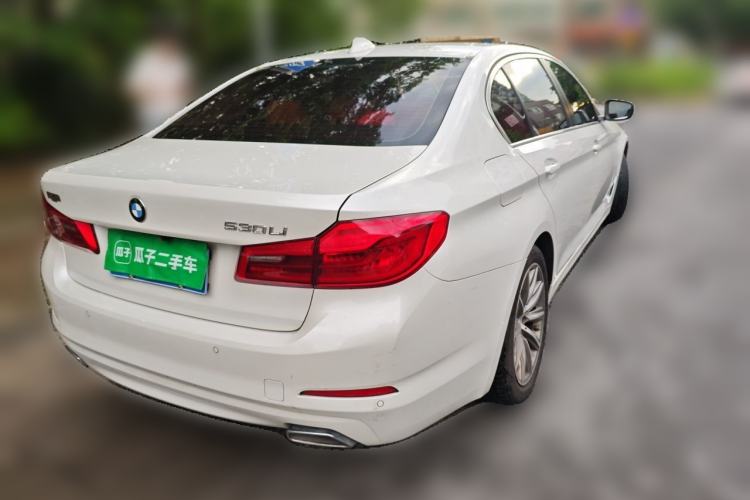 Used BMW 5 Series 2018 528Li Launch Special Edition Rear Right 45 Deg