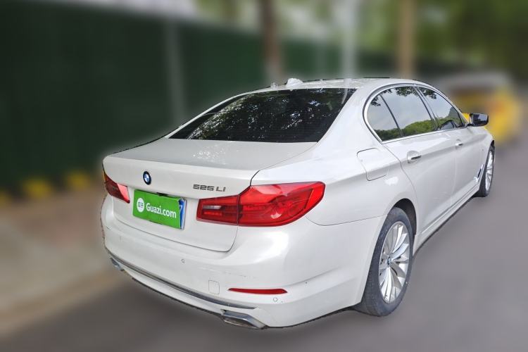 Used BMW 5 Series 2018 525Li Luxury Package Rear Right 45 Deg