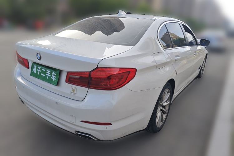 Used BMW 5 Series 2018 528Li Launch Special Edition Rear Right 45 Deg