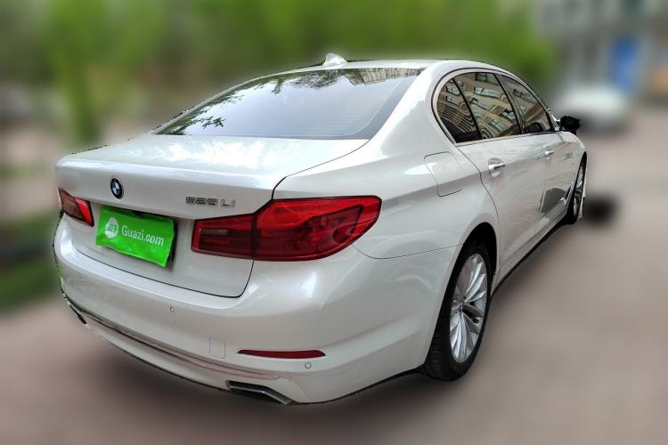 Used BMW 5 Series 2018 525Li Luxury Package Rear Right 45 Deg