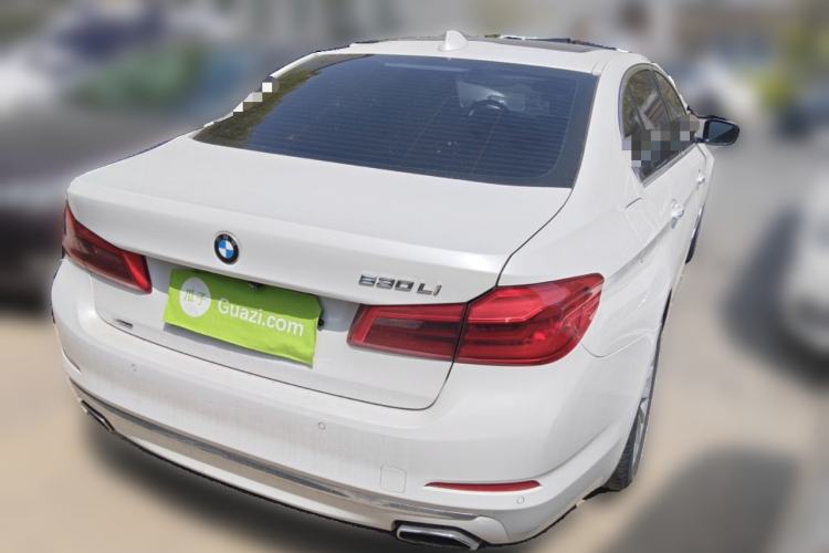 Used BMW 5 Series 2018 530Li xDrive Luxury Package Rear Right 45 Deg