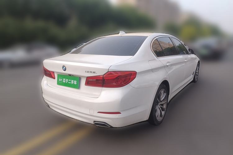 Used BMW 5 Series 2018 528Li Launch Special Edition Rear Right 45 Deg