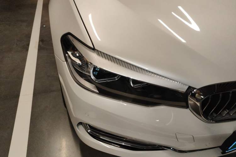 Used BMW 5 Series 2018 525Li Luxury Package Right Front Headlight