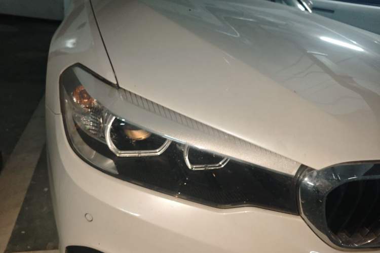 Used BMW 5 Series 2018 530Li Leading Model M Sport Package Right Front Headlight