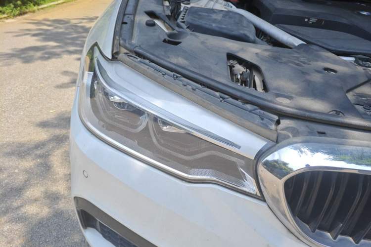 Used BMW 5 Series 2018 525Li M Sport Package Right Front Headlight