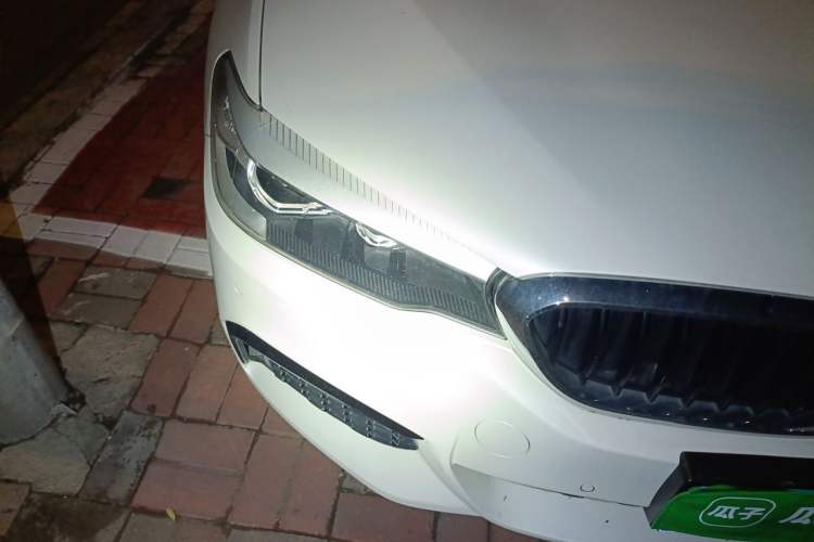 Used BMW 5 Series 2018 Facelifted 530Li xDrive M Sport Package Right Front Headlight