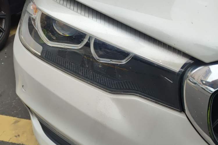 Used BMW 5 Series 2018 528Li Launch Special Edition Right Front Headlight