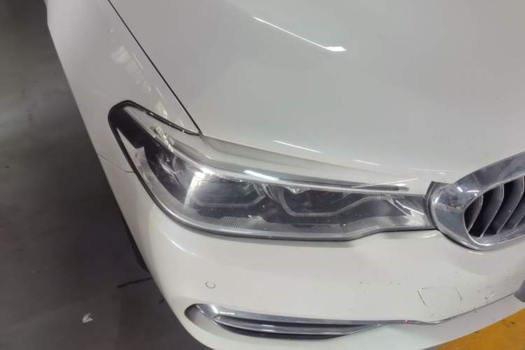 Used BMW 5 Series 2018 530Li Luxury Edition Premium Package Right Front Headlight