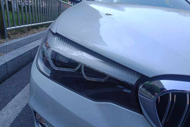 Used BMW 5 Series 2018 Revised Version 530Li Leading Edition Luxury Package Right Front Headlight