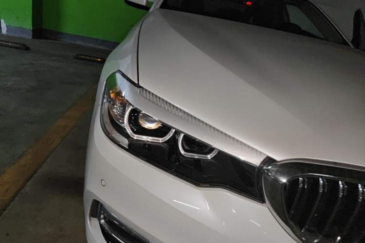 Used BMW 5 Series 2018 525Li Luxury Package Right Front Headlight