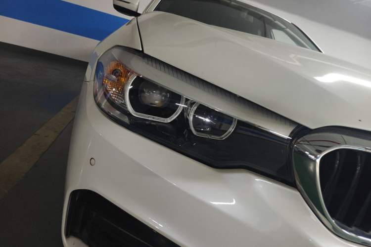 Used BMW 5 Series 2018 525Li M Sport Package Right Front Headlight