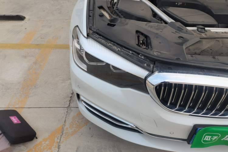 Used BMW 5 Series 2018 Revised Version 530Li Leading Edition Luxury Package Right Front Headlight