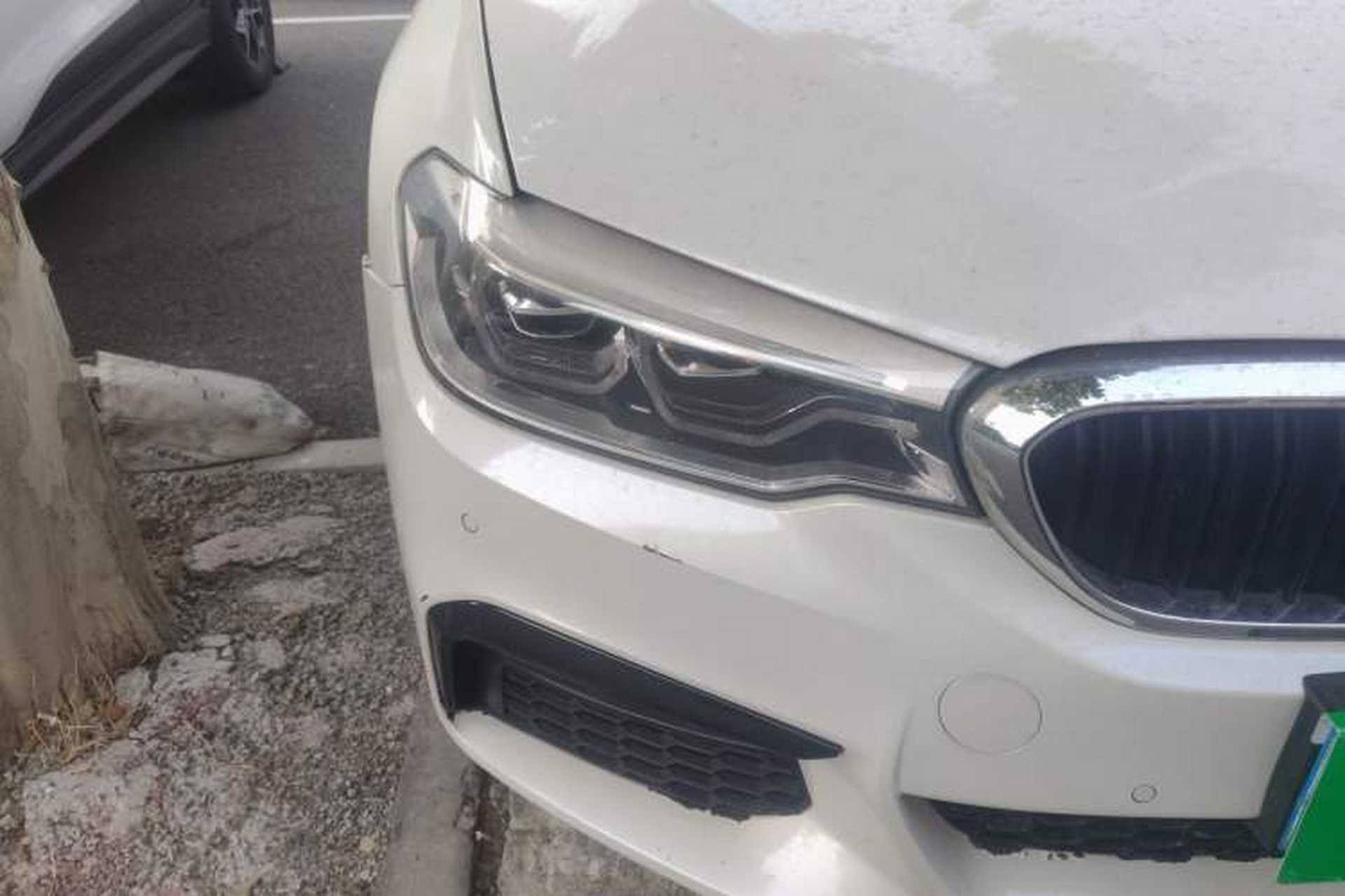 Used BMW 5 Series 2018 Restyled 530Li Leading Edition M Sport Package Right Front Headlight