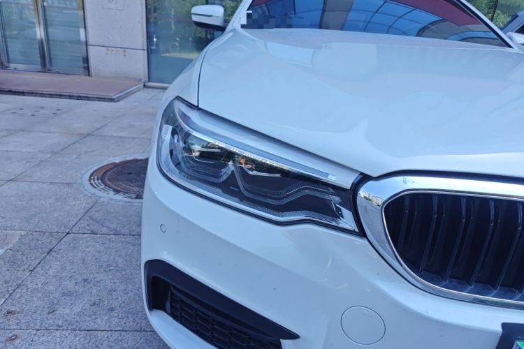 Used BMW 5 Series 2018 525Li M Sport Package Right Front Headlight