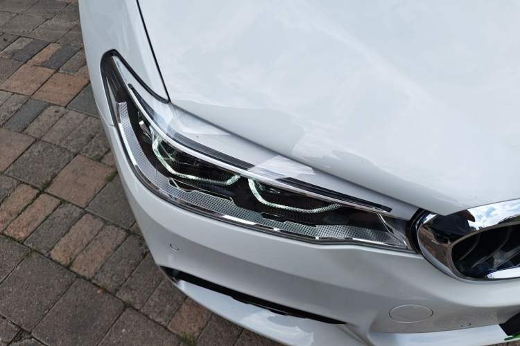 Used BMW 5 Series 2018 Restyled 530Li Luxury Edition M Sport Package Right Front Headlight