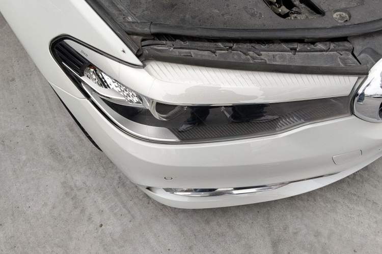 Used BMW 5 Series 2018 Revised Version 530Li Leading Edition Luxury Package Right Front Headlight