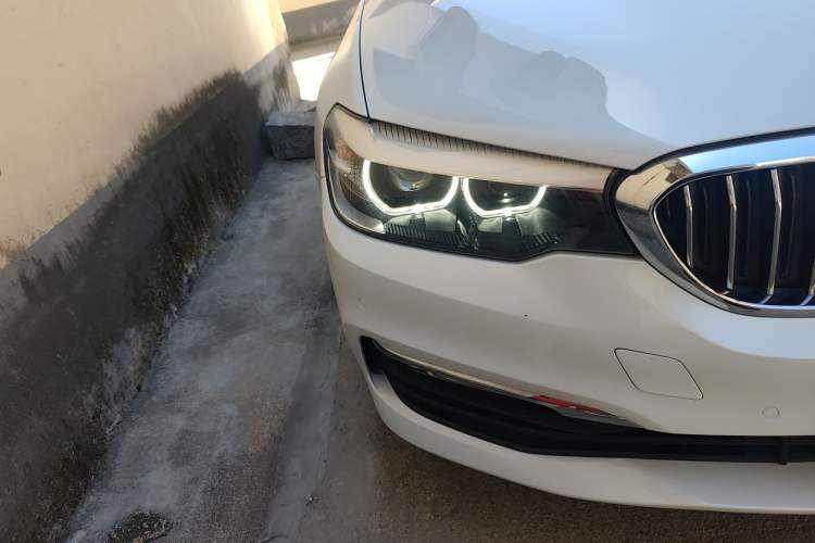 Used BMW 5 Series 2018 528Li Launch Special Edition Right Front Headlight