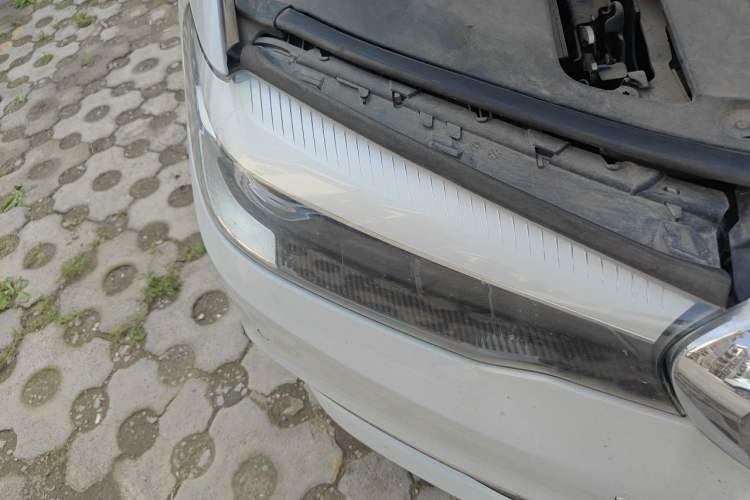 Used BMW 5 Series 2018 528Li Launch Special Edition Right Front Headlight