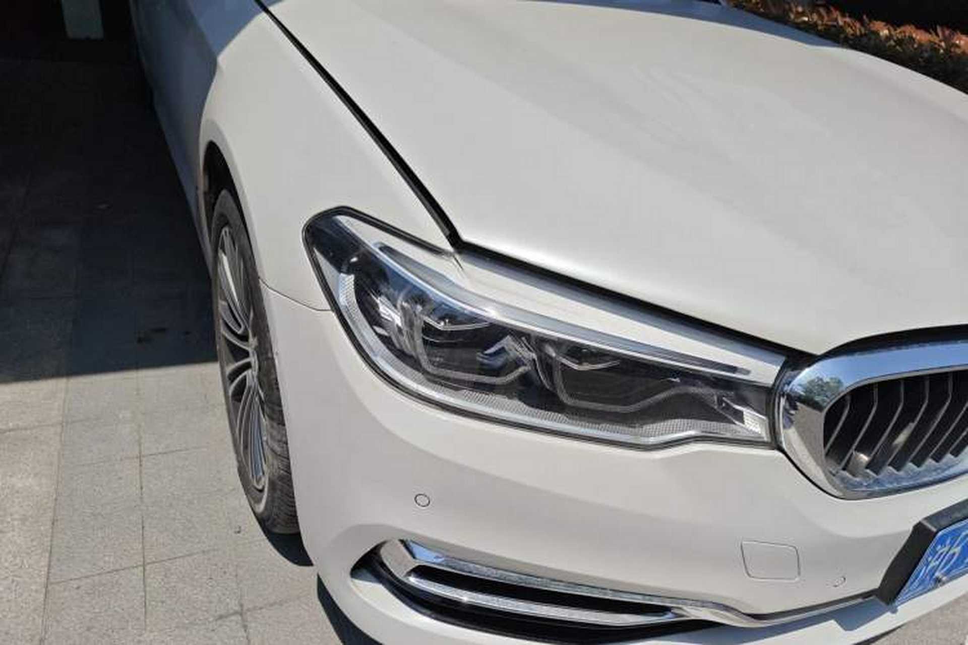 Used BMW 5 Series 2018 Facelifted 530Li Luxury Edition Premium Package Right Front Headlight