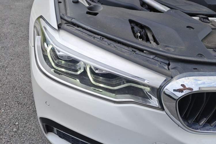 Used BMW 5 Series 2018 525Li M Sport Package Right Front Headlight