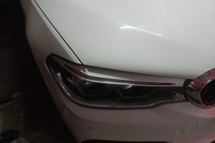 Used BMW 5 Series 2018 Restyled 530Li Leading Edition M Sport Package Right Front Headlight