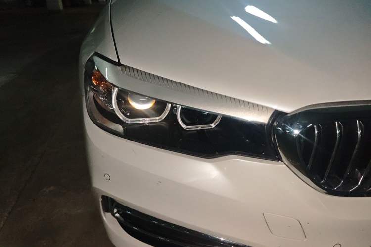 Used BMW 5 Series 2018 525Li Luxury Package Right Front Headlight