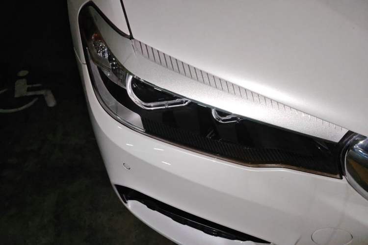 Used BMW 5 Series 2018 525Li M Sport Package Right Front Headlight